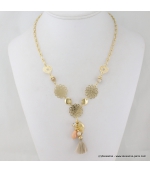 Collier coeur et rosace en filigrane, strass, verre et pompon beige