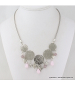 Collier en filigrane, cristal et métal rose