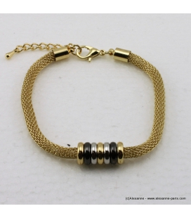 Bracelet en maille tubulaire et pendentifs ronds métal